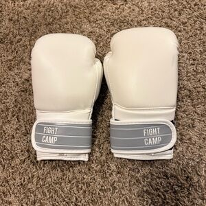 Fight Camp White Boxing Gloves sz kids 6oz